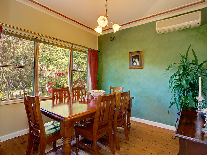 A well designed home with potential Picture 3