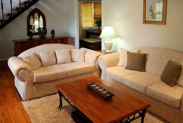 A Cape Cod with character! Picture 2