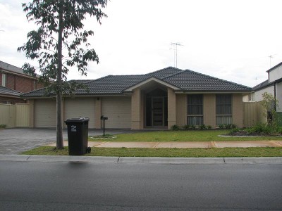 Large 4 Bedroom Home Picture