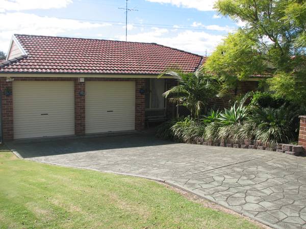 BOATS, TRUCKS & TRAILERS Picture 1