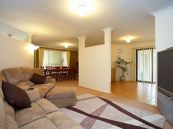 INVESTORS & FIRST HOME BUYERS - STOP HERE! Picture