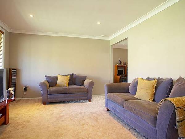 PERFECTLY POSITIONED Picture