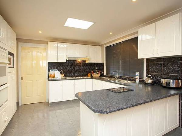 PERFECTLY POSITIONED Picture