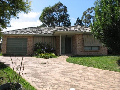 GET IN QUICK Picture