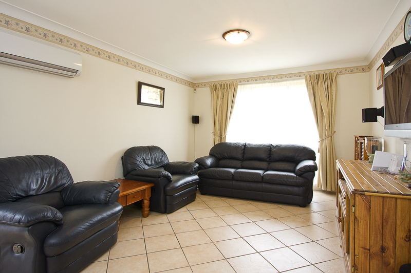 FIRST TO INSPECT WILL BUY! Picture 2