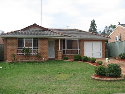 PERFECTLY POSITIONED Picture