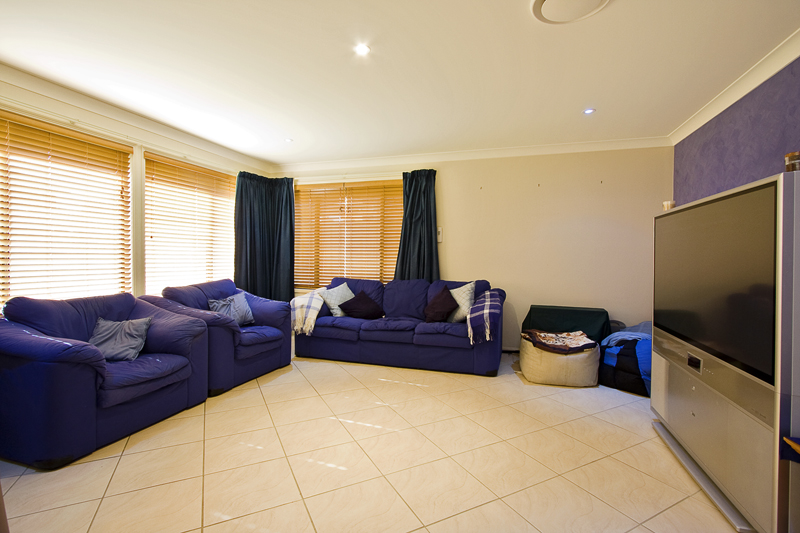 PEACEFULLY POSITIONED Picture 3