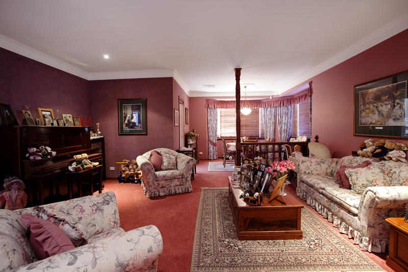 A HOME WITH HEART Picture 3