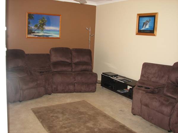 QUIET CUL-DE-SAC Picture 2