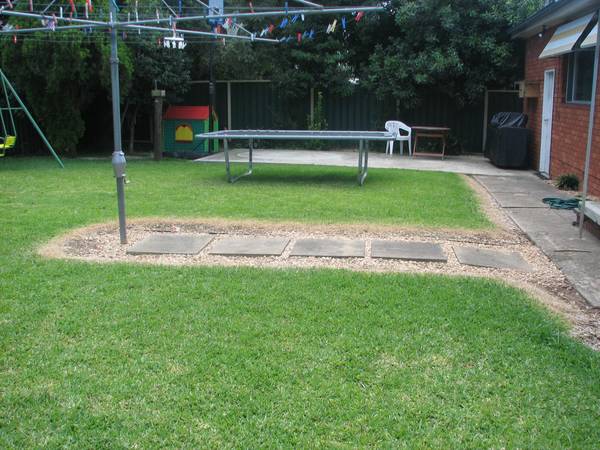 GREAT LOCATION! Picture 3