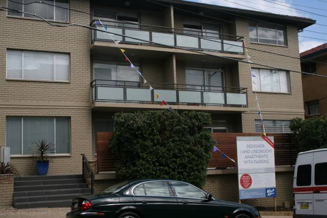 RECENTLY RENOVATED Open for inspection Monday 2nd March, 2009 @ 10.30am - 10.40am Picture 1