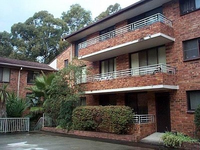 QUIETLY CONVENIENT Open for inspection Monday 9th March, 2009 @ 11.45am - 11.55am Picture