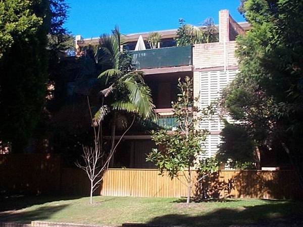 CONVENIENT LOCATION Open for inspection Friday 7th November, 2008 @ 1.30pm - 1.40pm Picture 1