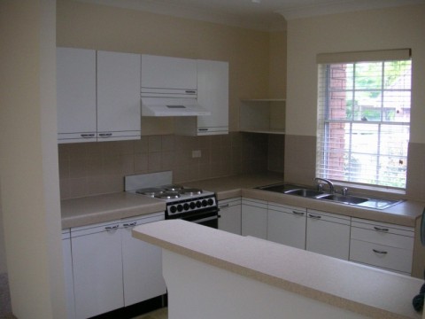 Rare Villa in convenient location Picture 3