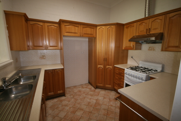 PARK VIEWS Open for inspection Saturday 1st November, 2008 @ 11.10am - 11.20am Picture PARK VIEWS Open for inspection Saturday 1st November, 2008 @ 11.10am - 11.20am Picture