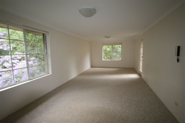 LIGHT, AIRY & CONVENIENT Picture 1