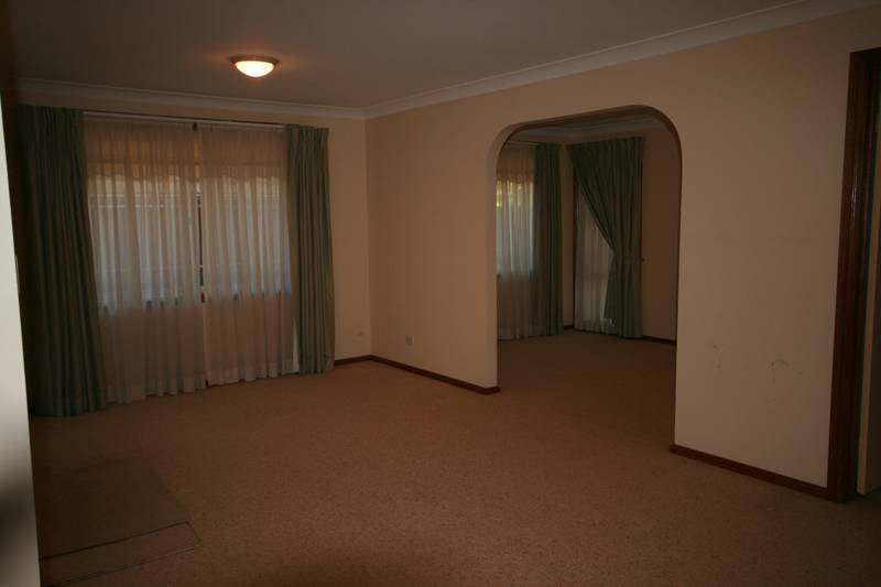 EXECUTIVE RESIDENCE IN TRANQUIL SETTING Picture