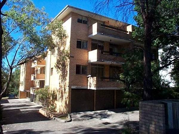 CONVENIENT LOCATION Open for inspection Wednesday 21st January, 2009 @ 11.45am - 11.55am Picture 1