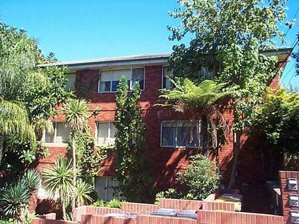 GOOD VALUE Open for inspection Monday 16th February, 2009 @ 12.00pm - 12.10pm Picture 1