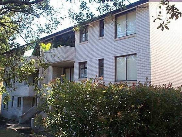 FRESHLY RENOVATED Open for inspection Wednesday 29th October, 2008 @ 12.20pm - 12.30pm Picture 1