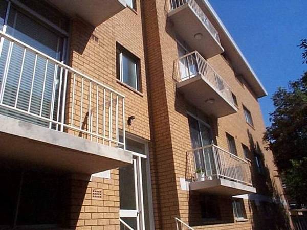 GLADESVILLE UNIT Open for inspection Wednesday 12th November, 2008 @ 11.00am - 11.10am Picture 1