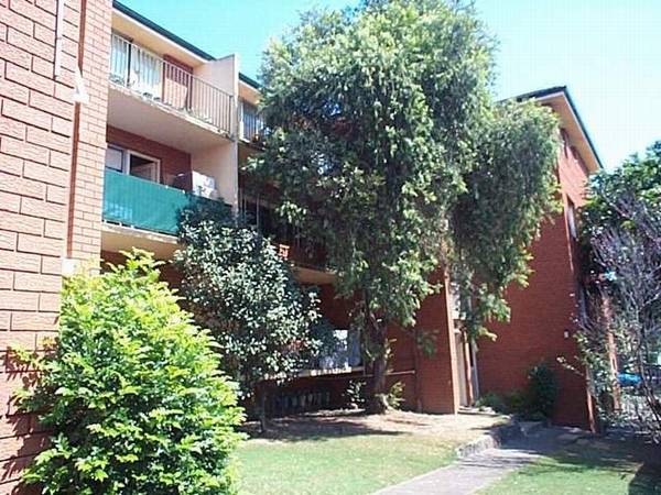 GOOD VALUE Open for inspection Friday 26th September, 2008 @ 9.00am - 9.10am Picture 1