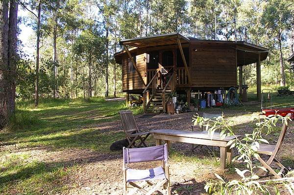 Whichever angle you look at it.... this home has loads of Appeal Picture 3