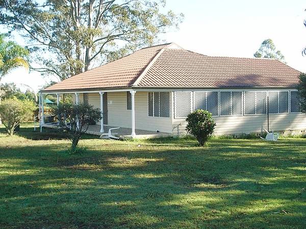 RIGHT ON THE TRACK Picture 1