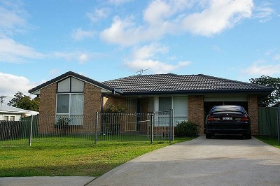Brick and Tile in West Kempsey Picture