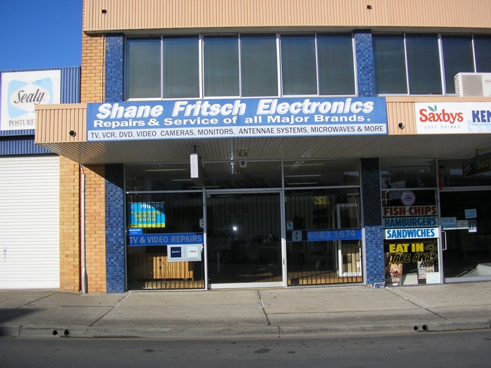 Large Office or Retail Store Picture 1