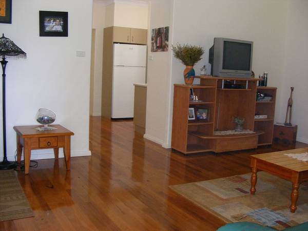 Polished Gem Picture 3