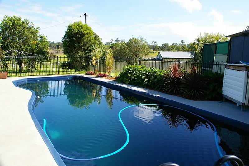 Escape suburbia at a price you can afford Picture 2