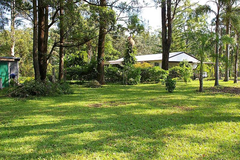 Scrubby Creek Frontage. Handy to town. Picture 1