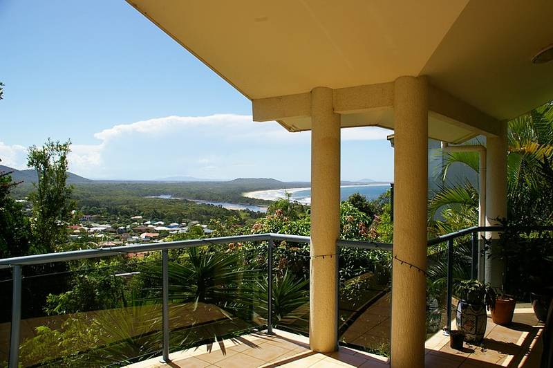 Breathtaking scenery from your tropical haven Picture 1