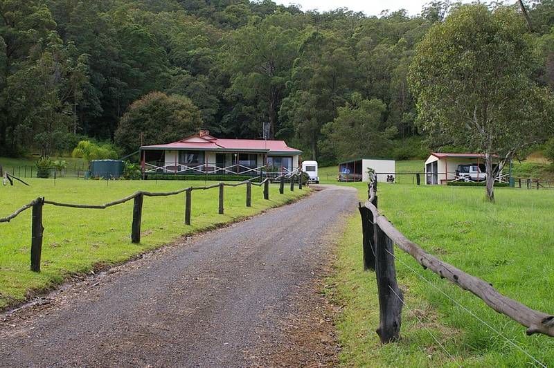 State Forest Frontage with Stunning Rural Views Picture 3