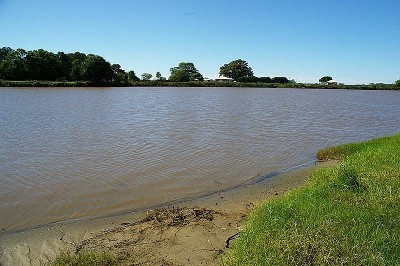 River front acres with deep water ocean access Picture