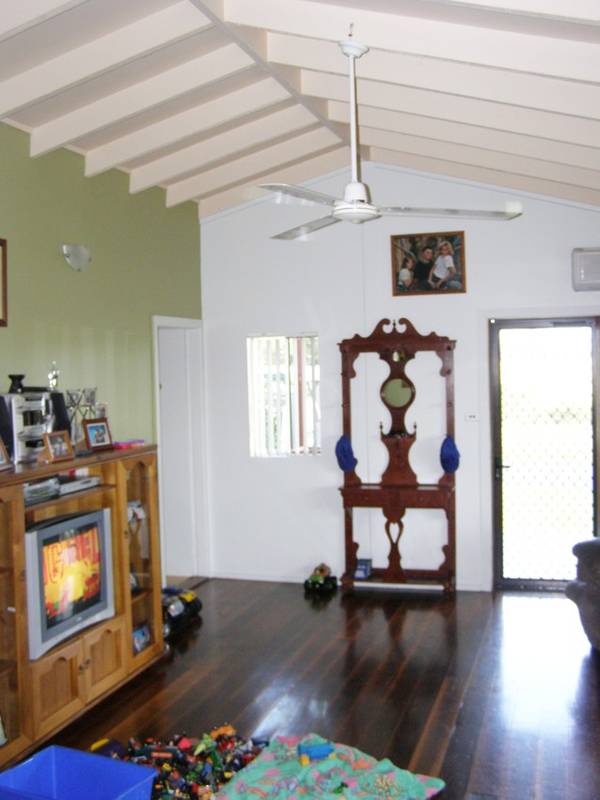 A charmed life close to the coast Picture 2