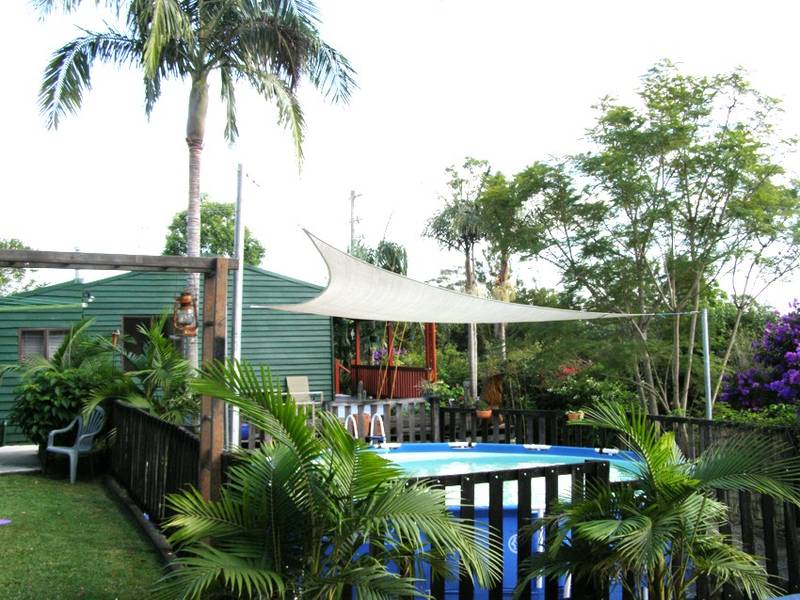 A charmed life close to the coast Picture 1