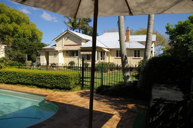 Country living at it's very best Picture 3