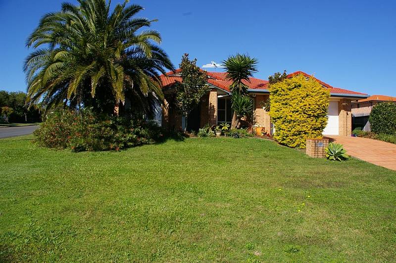 Stunning style and sophistication Picture 2