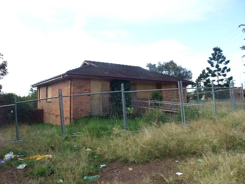 Step 1. Bid at auction. Step 2. Renovate. Step 3. Move in or rent out Picture 3