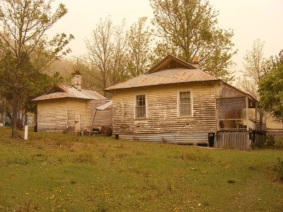 Georges Creek Former Police Station and Lockup Picture