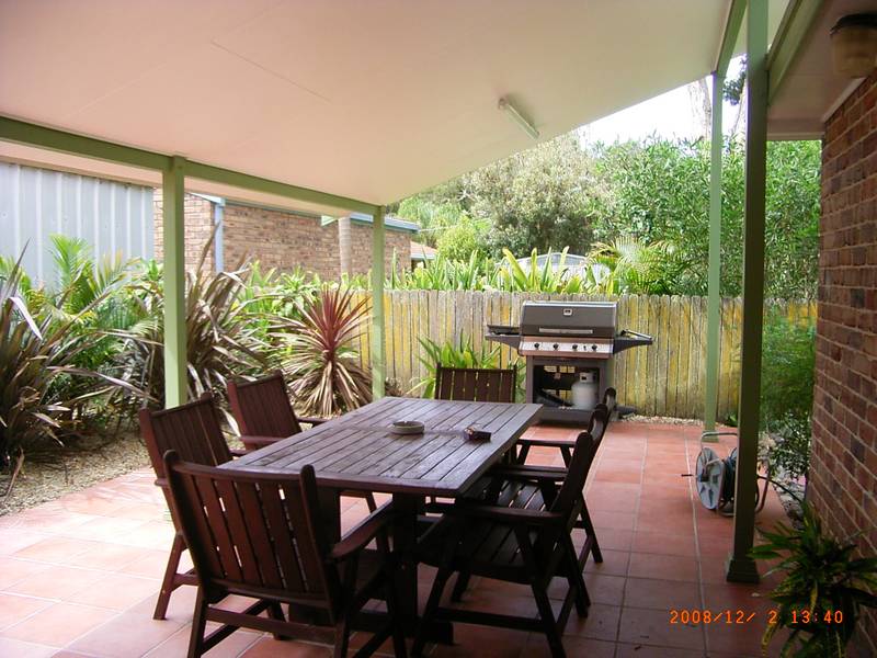 100% HOT PROPERTY Picture 3