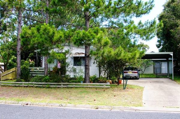 2 br at Stuarts Point Picture 1