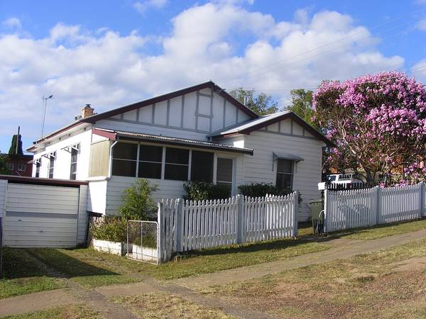 PERFECT PURSE PLEASER Picture 1