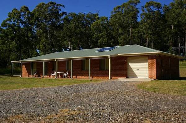 In it's own tranquil world Picture 1