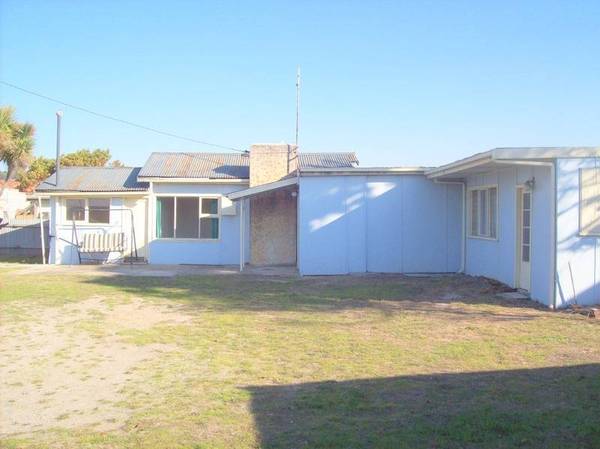 HEAR THE WAVES ROLL IN Picture 2