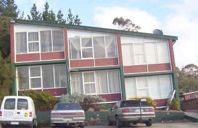 COOEE BEDSIT Picture COOEE BEDSIT Picture