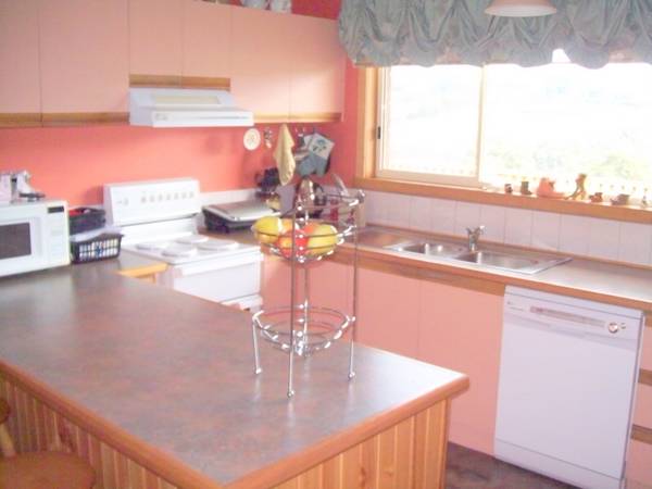 WELL APPOINTED FAMILY HOME IN WEST BURNIE Picture WELL APPOINTED FAMILY HOME IN WEST BURNIE Picture