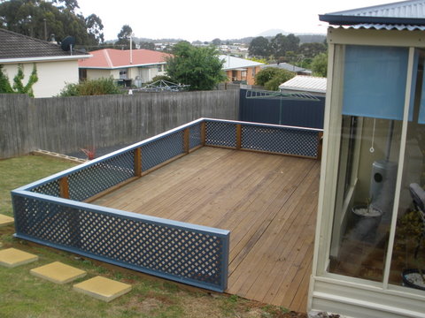 MAKE YOURSELF AT HOME Picture 3